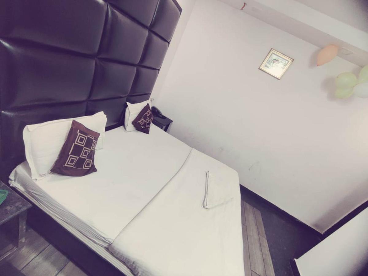 Hotel Saya Deluxe Near New Delhi Railway Station ' Esterno foto